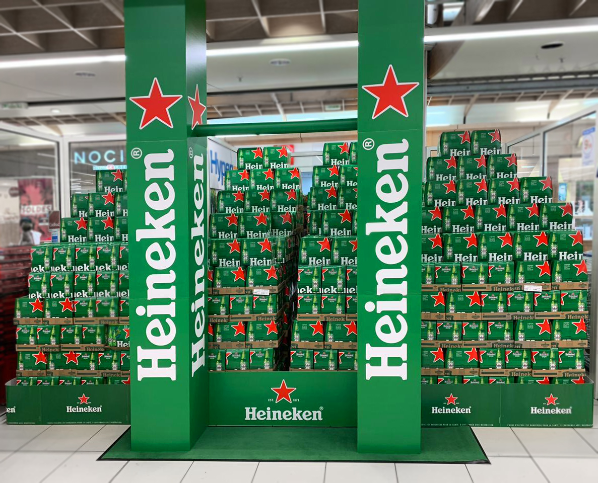 PLV hors norme en GMS – Coupe du Monde de Rugby pour Heineken