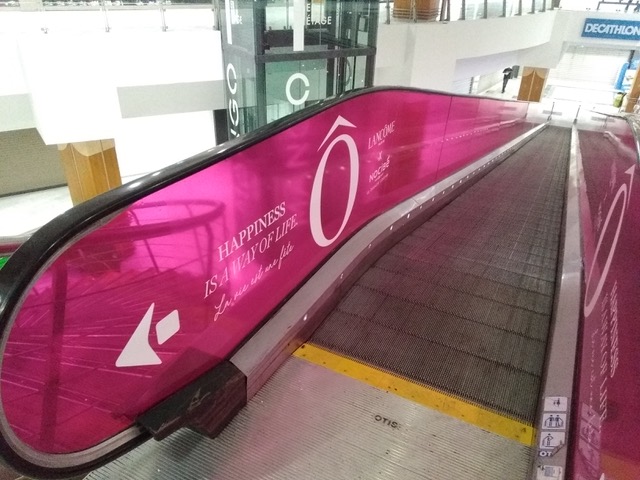 Média tactique – Communication alternative sur escalator