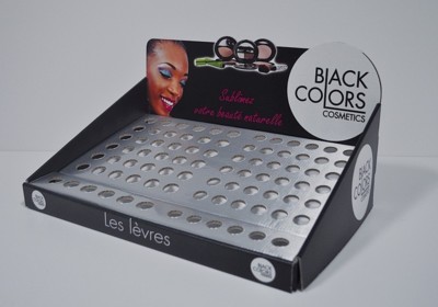 PLV de comptoir cosmétique – Vos produits à portée de main